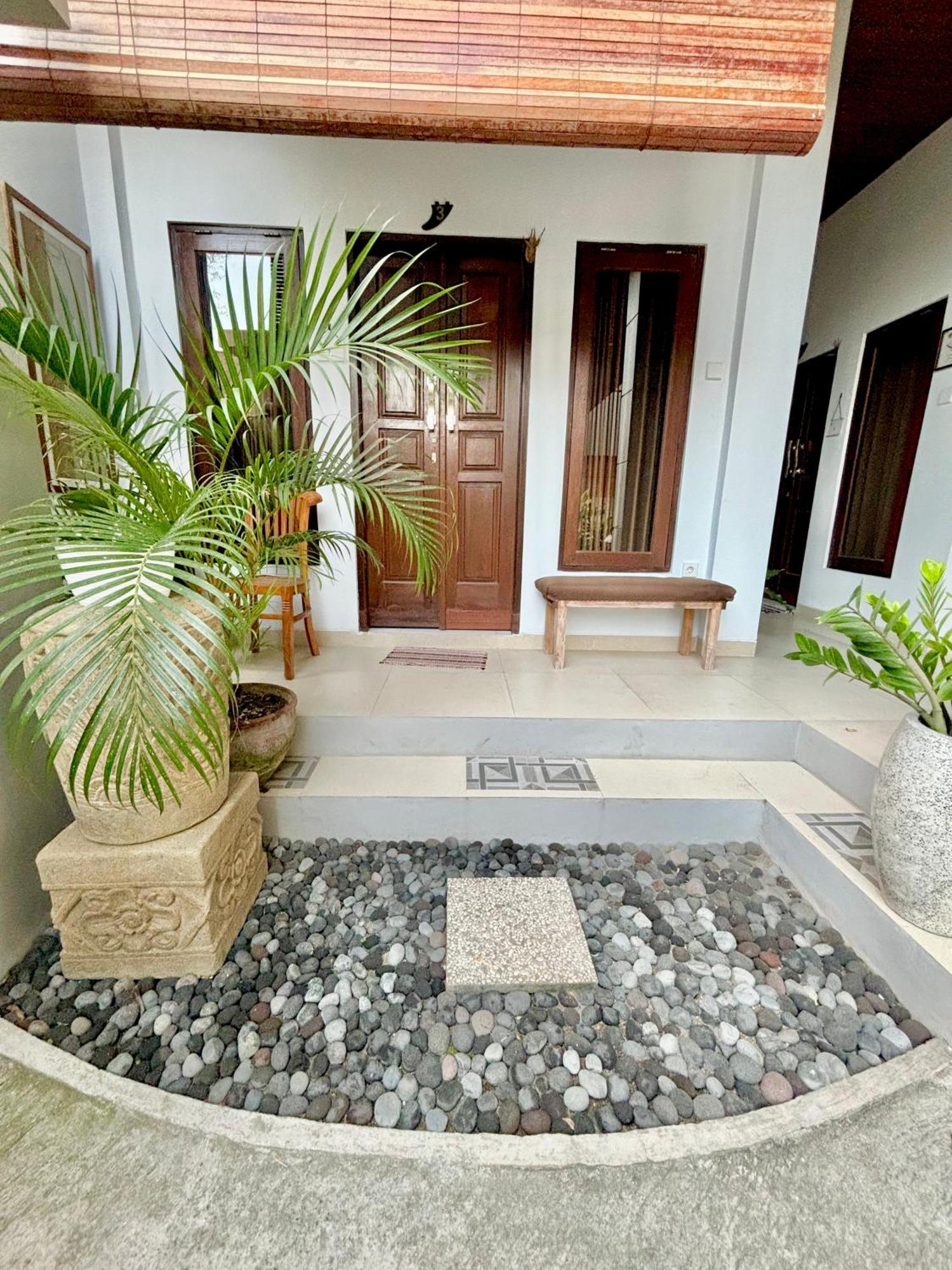 The Lima Home Stay In Canggu Dış mekan fotoğraf