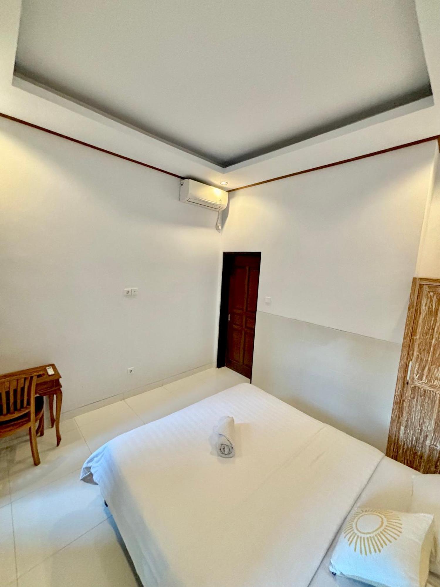 The Lima Home Stay In Canggu Dış mekan fotoğraf