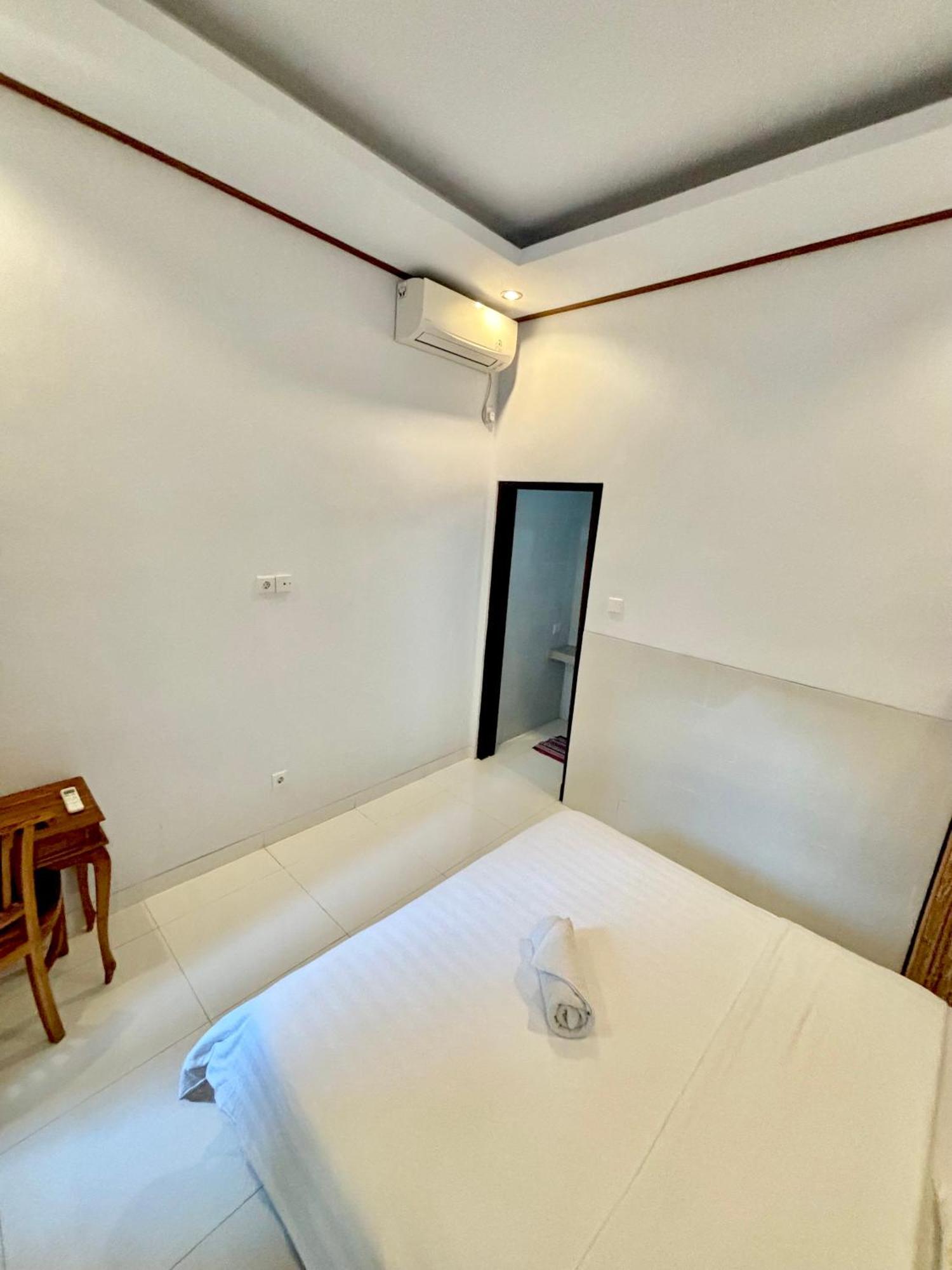 The Lima Home Stay In Canggu Dış mekan fotoğraf