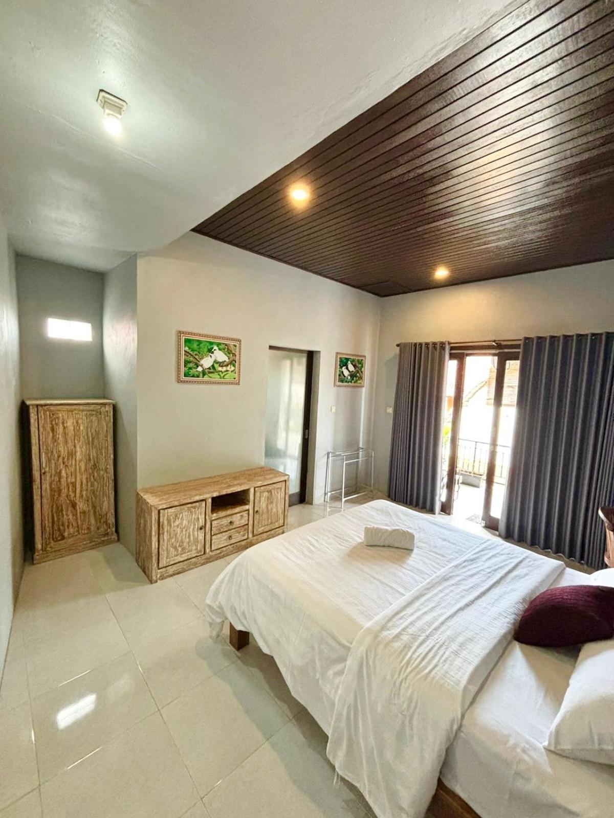 The Lima Home Stay In Canggu Dış mekan fotoğraf