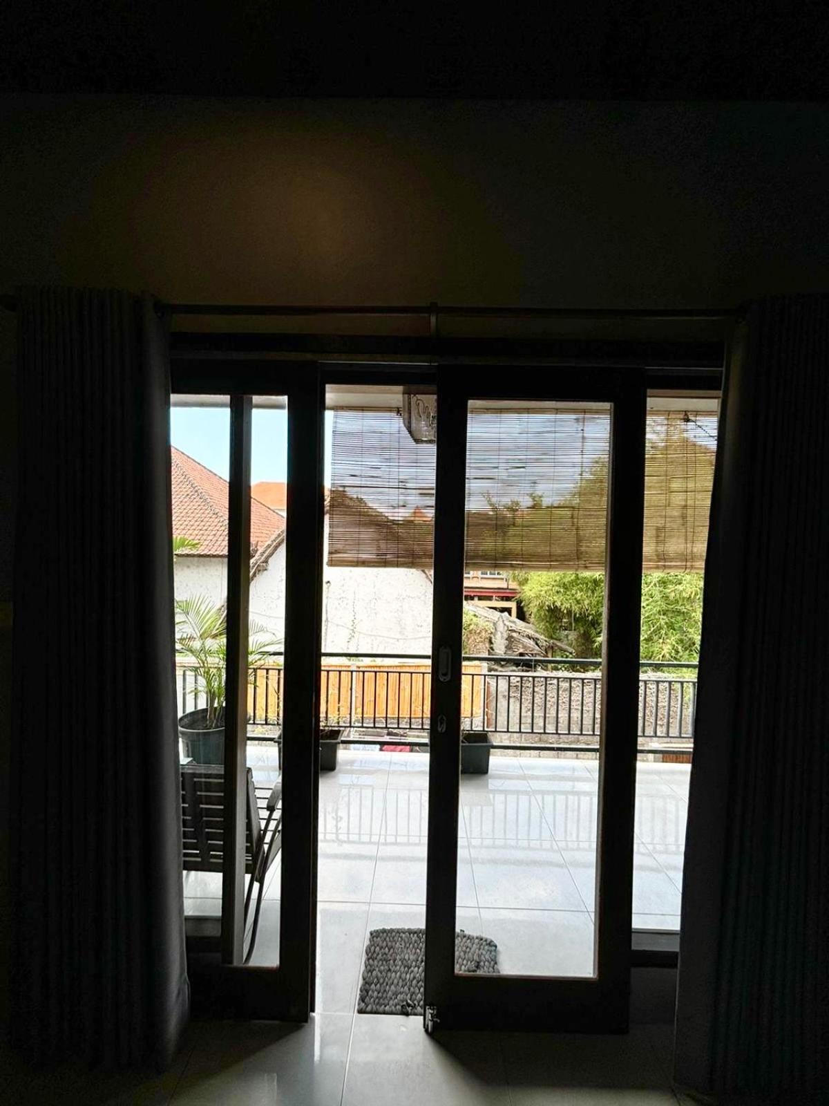 The Lima Home Stay In Canggu Dış mekan fotoğraf
