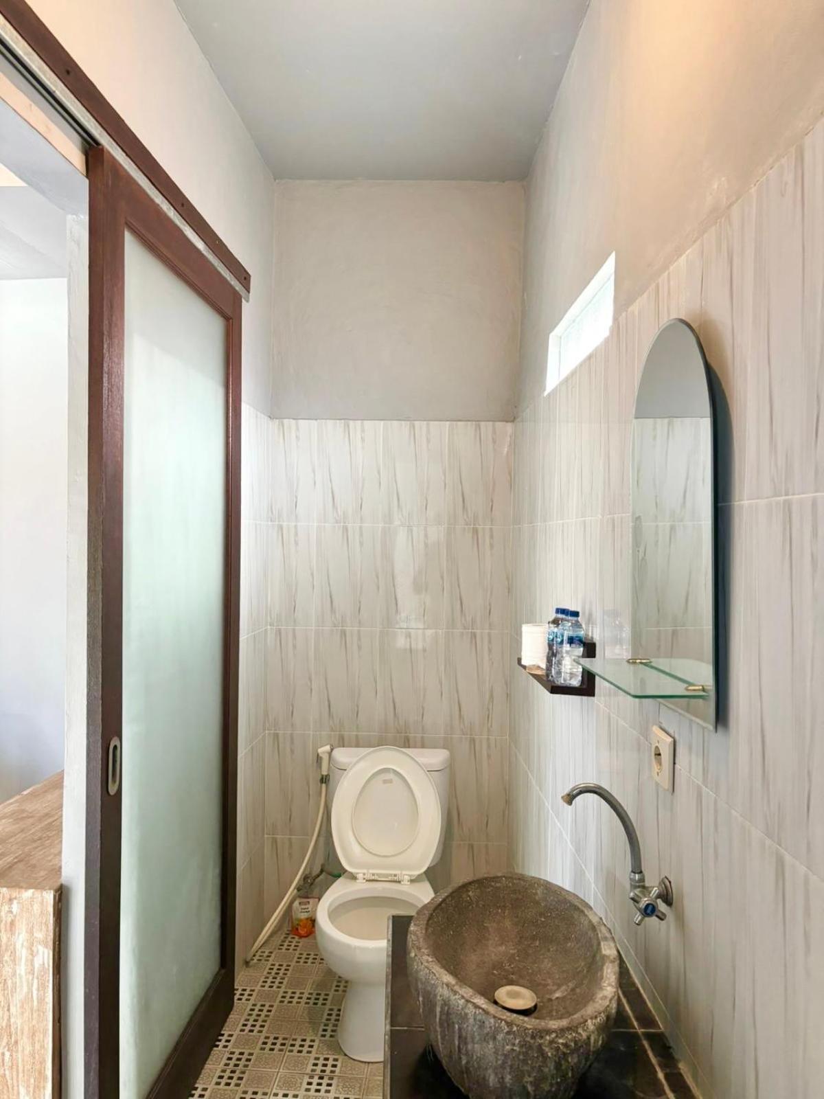The Lima Home Stay In Canggu Dış mekan fotoğraf